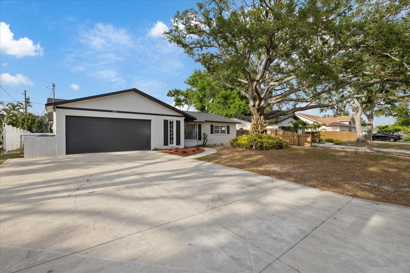 Image 3 of 70 For 2461 69th Avenue S
