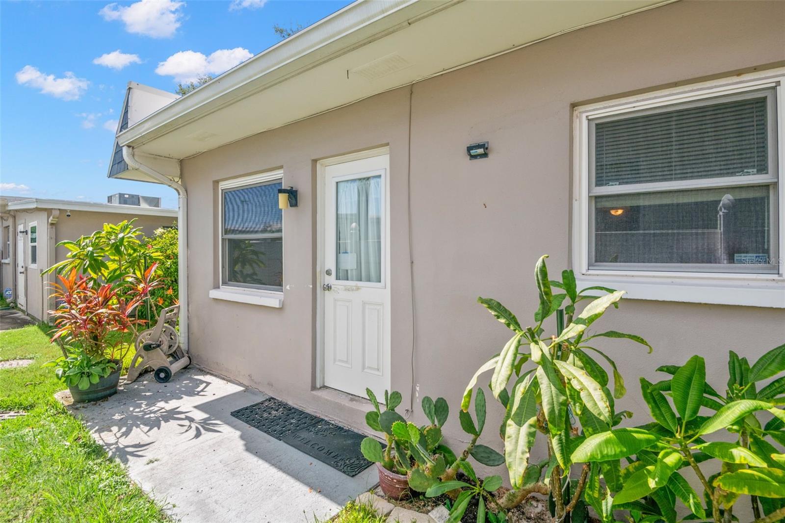 Image 29 of 60 For 883 Sky Loch Drive S