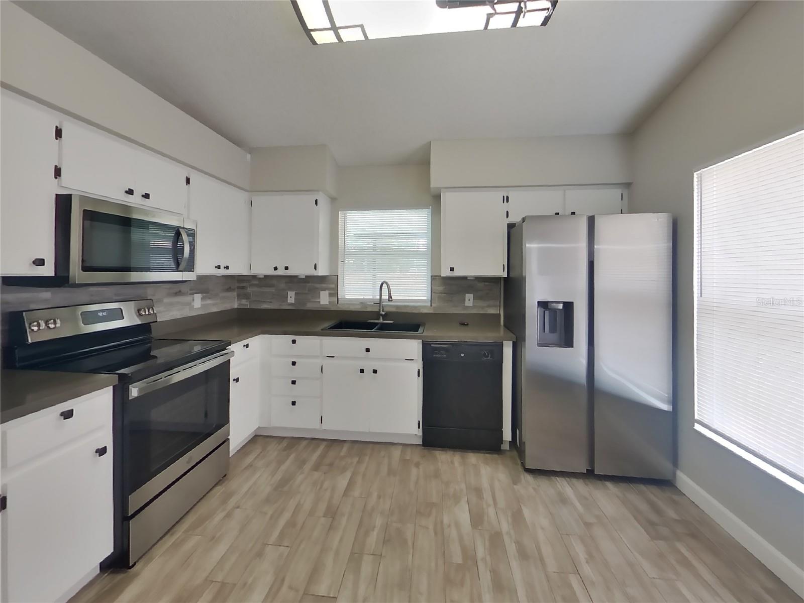 Image 3 of 13 For 1036 Malletwood Drive