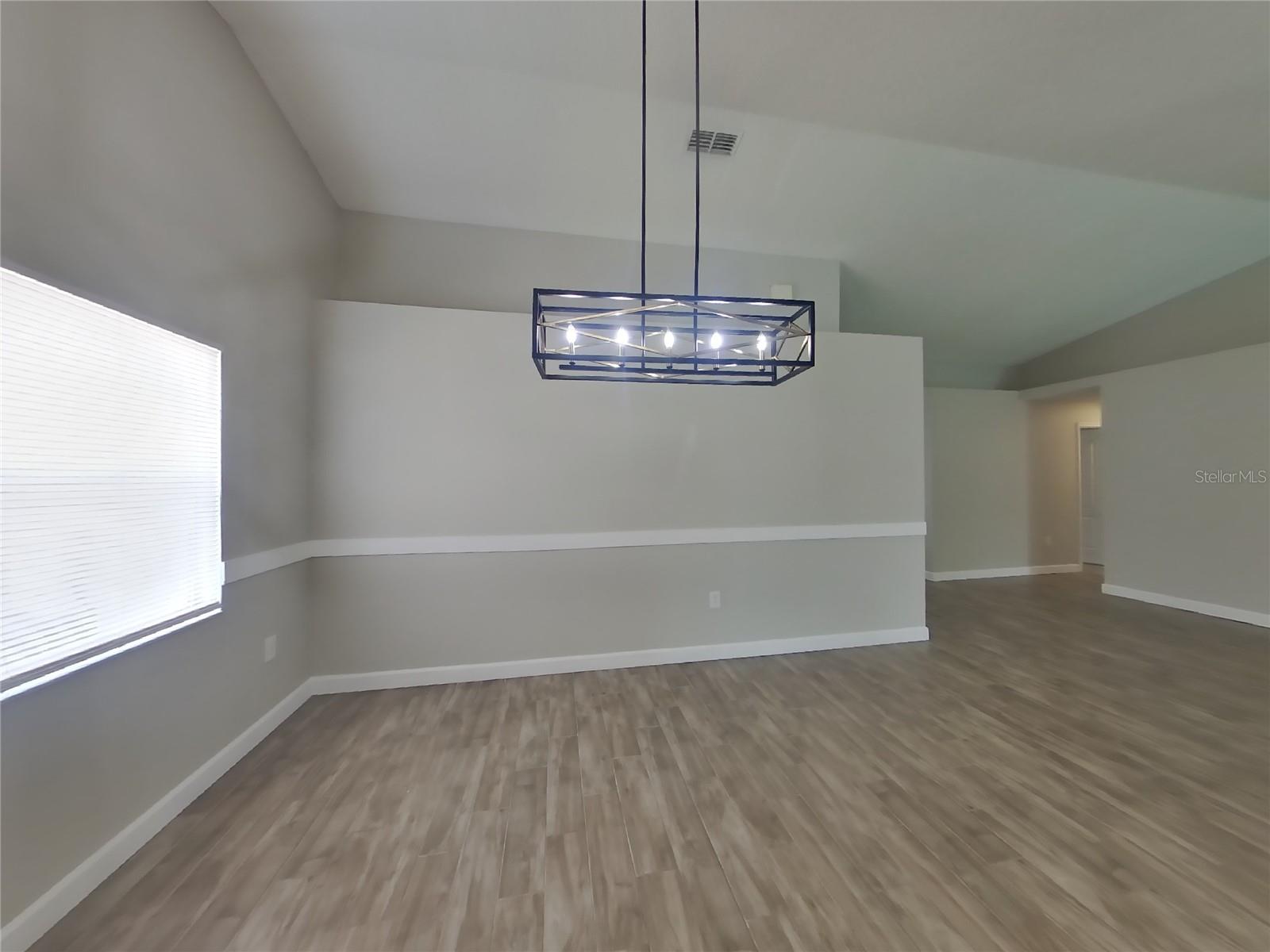 Image 4 of 13 For 1036 Malletwood Drive