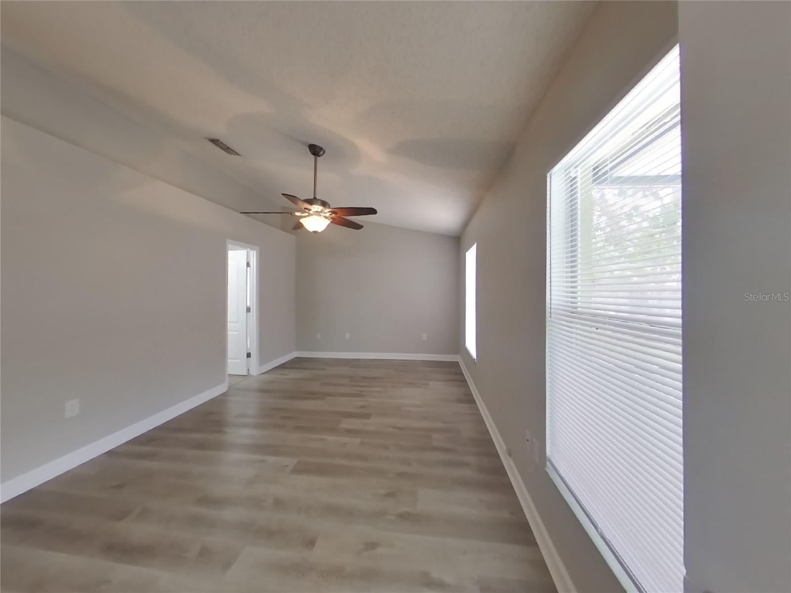 Image 5 of 13 For 1036 Malletwood Drive