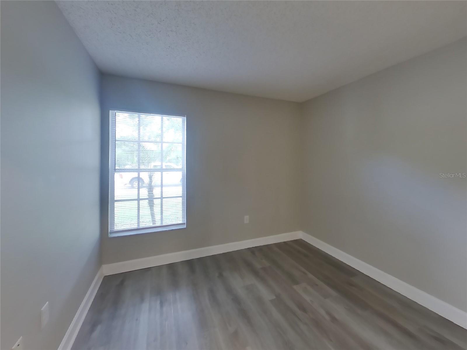 Image 9 of 13 For 1036 Malletwood Drive