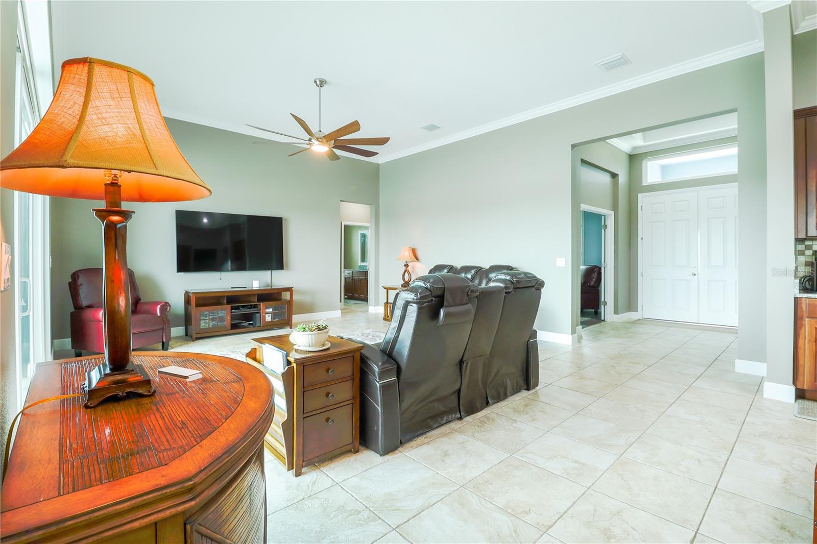 Image 14 of 42 For 5054 Lake Toscana Drive