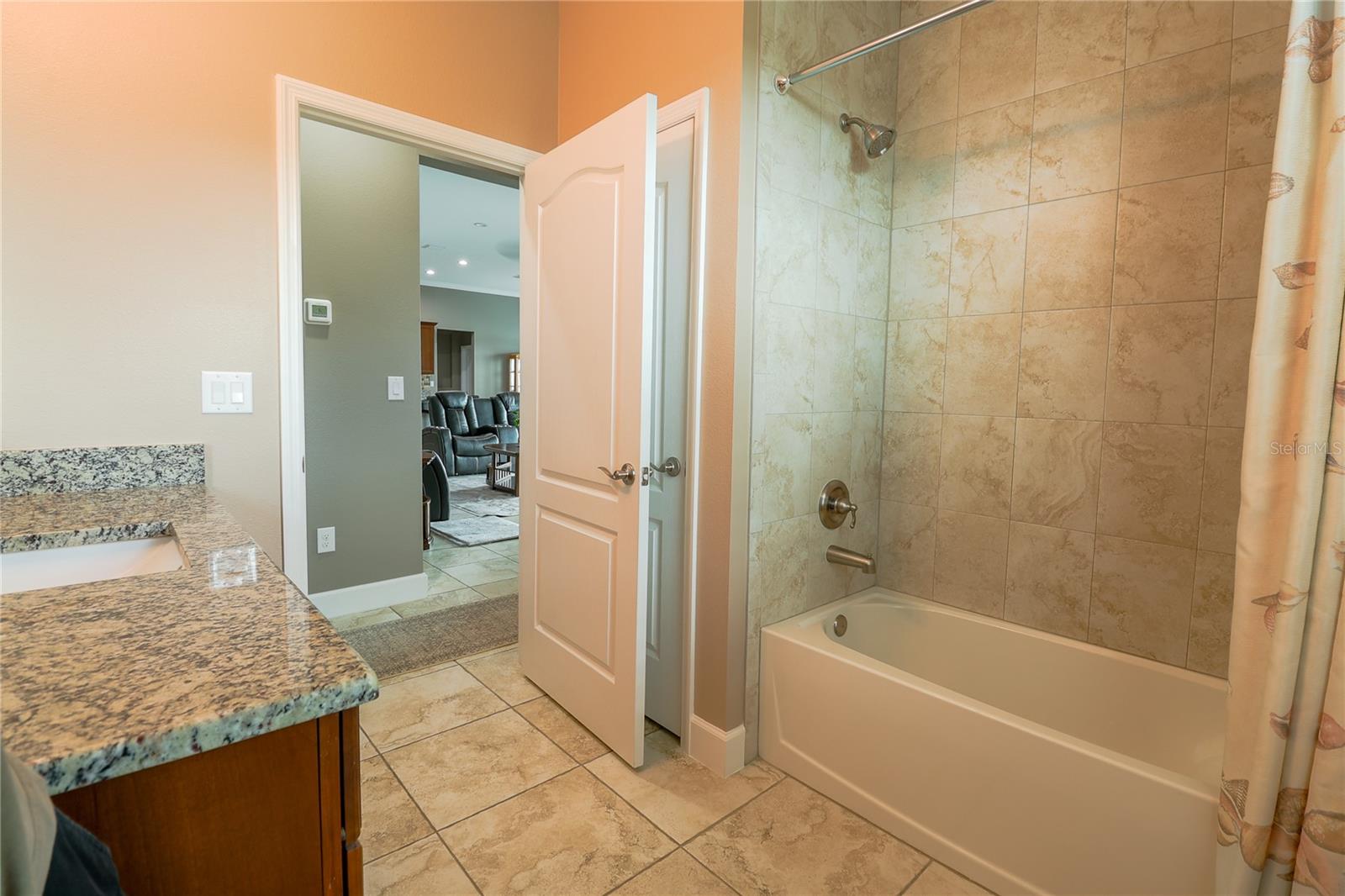 Image 25 of 42 For 5054 Lake Toscana Drive