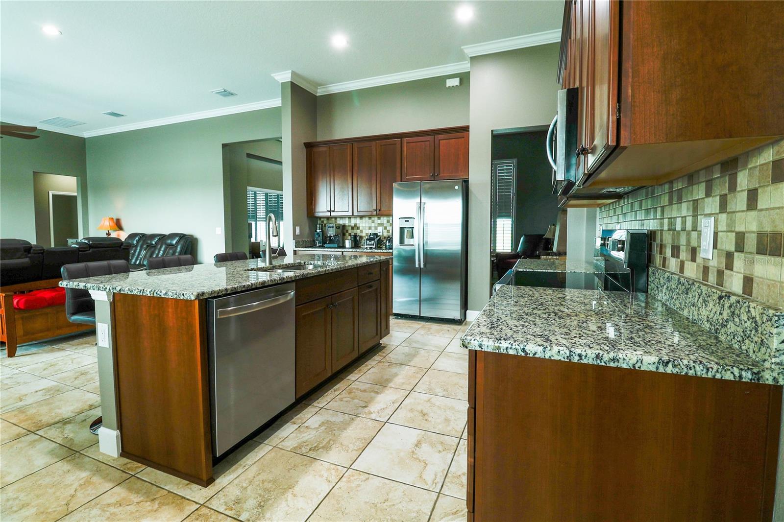 Image 7 of 42 For 5054 Lake Toscana Drive