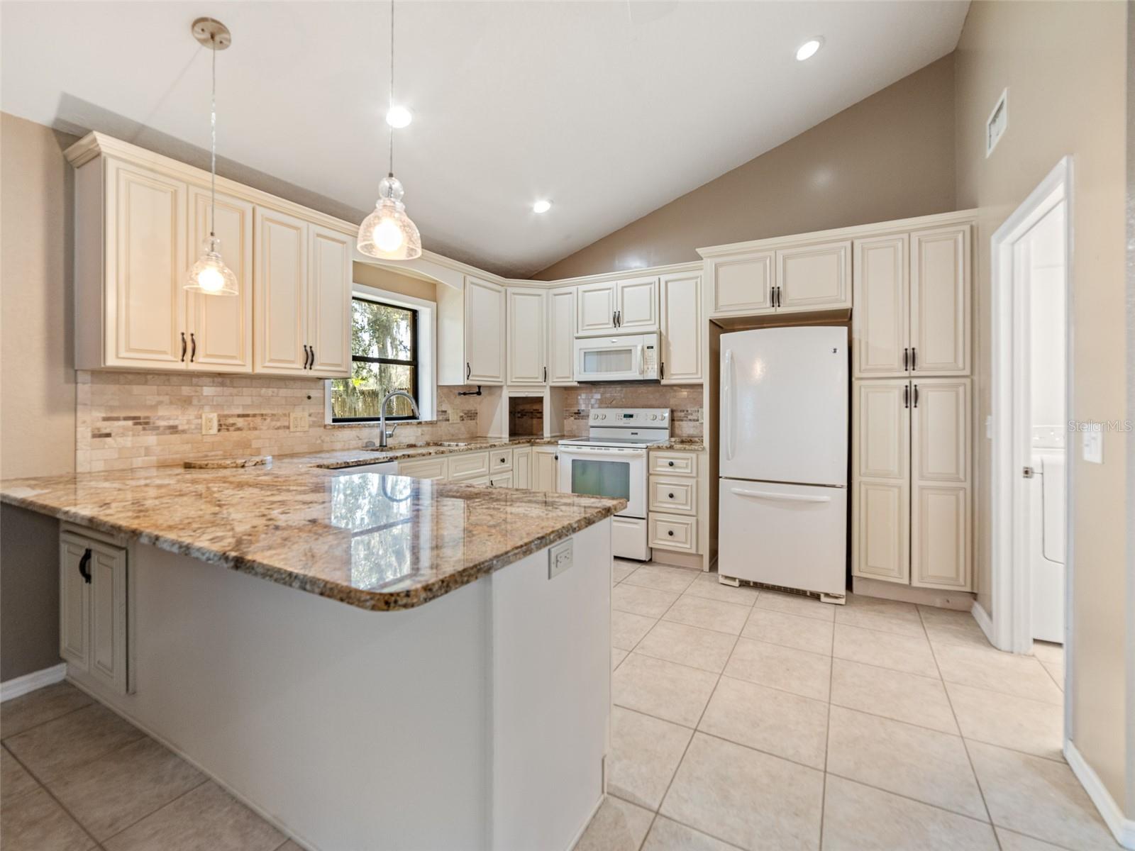 Image 11 of 27 For 103 Homewood Drive