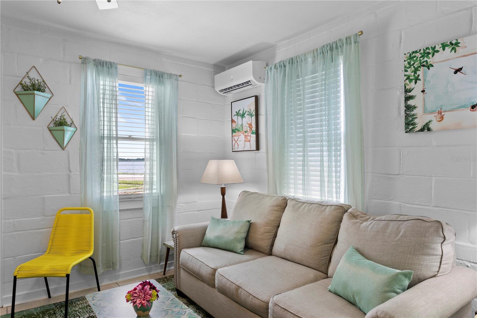 Image 3 of 22 For 1301 Bermuda Boulevard A