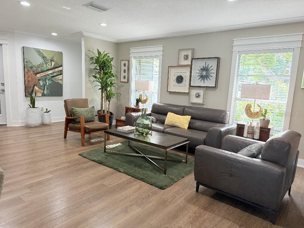 Image 5 of 46 For 8020 Gomez Avenue
