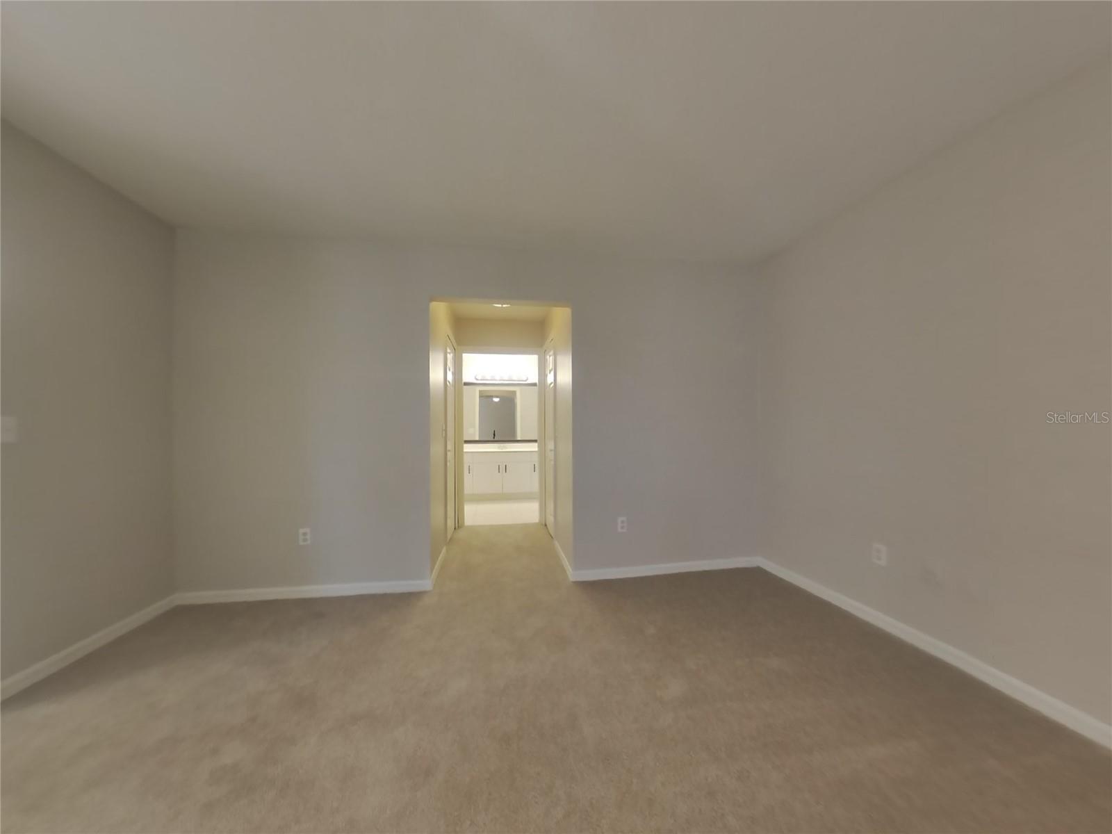 Image 9 of 20 For 2740 Begonia Terrace