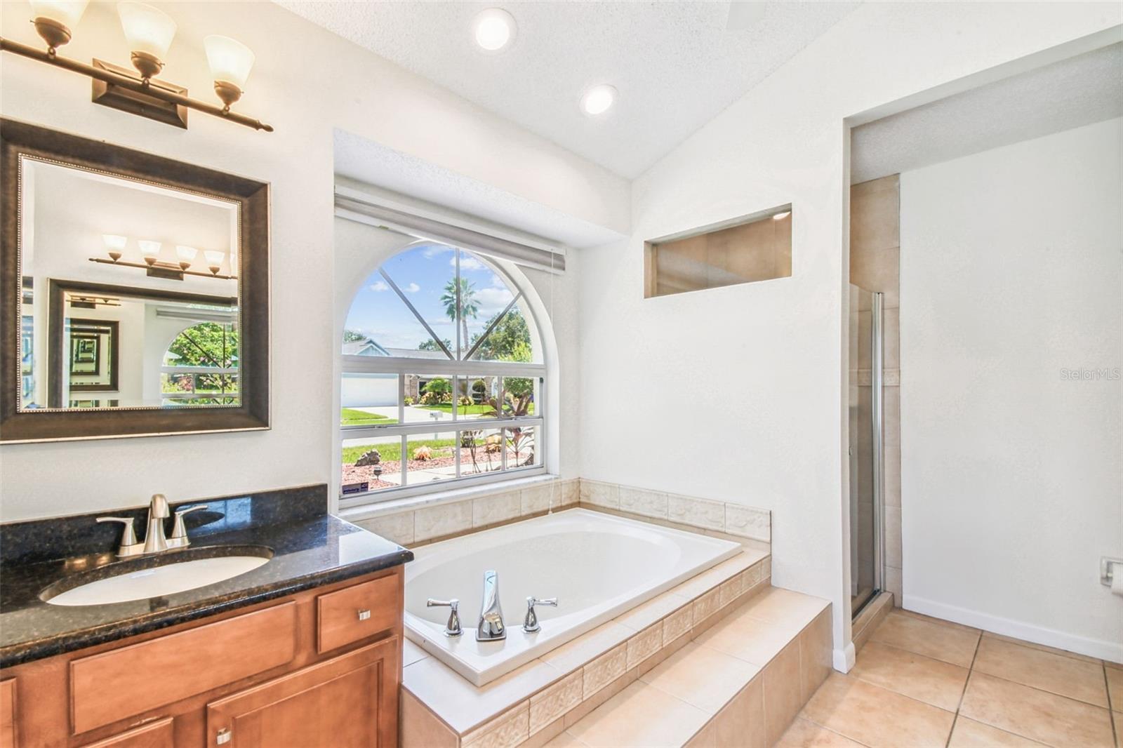 Image 16 of 72 For 10320 Ashley Oaks Drive