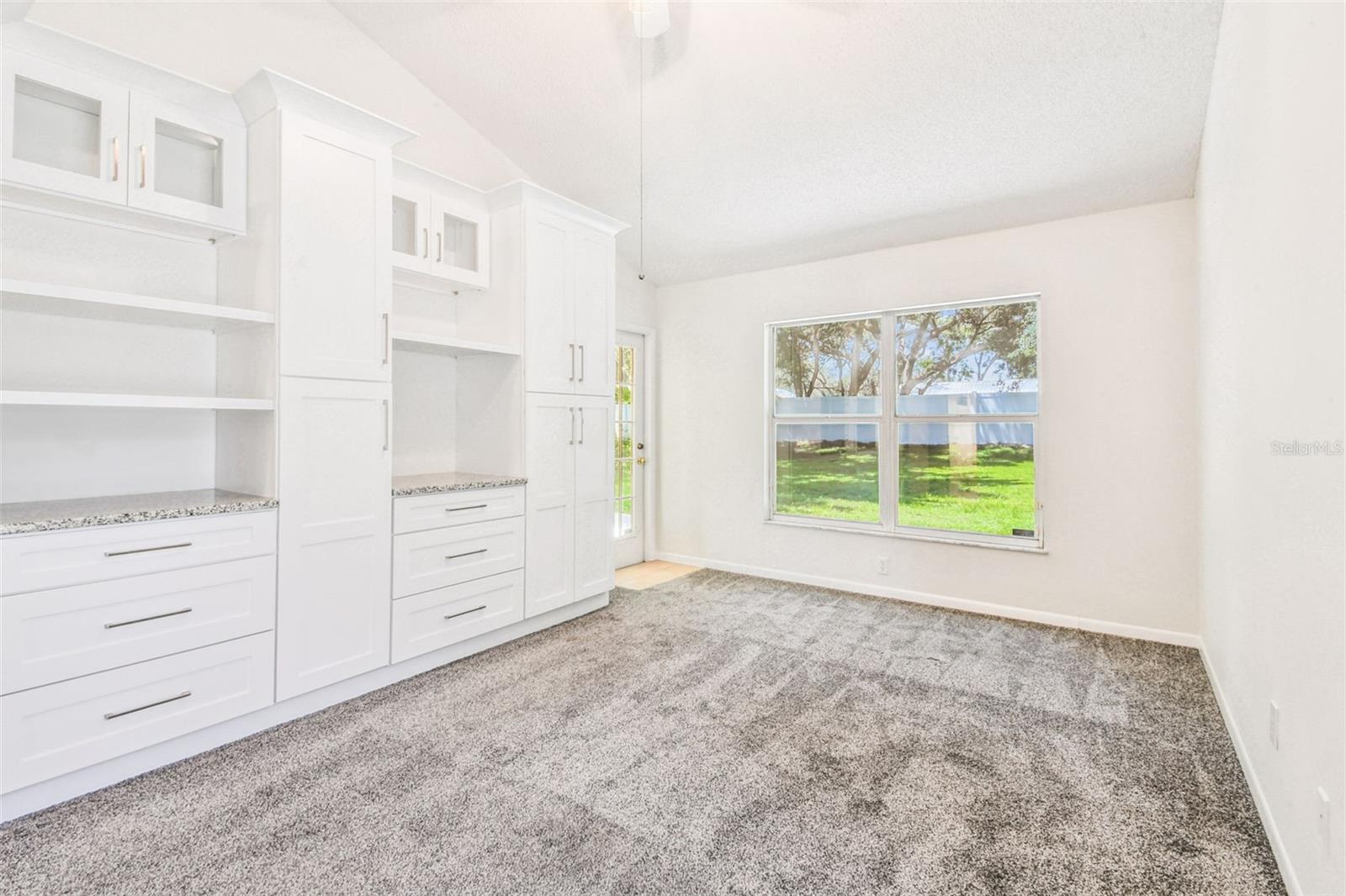 Image 19 of 72 For 10320 Ashley Oaks Drive