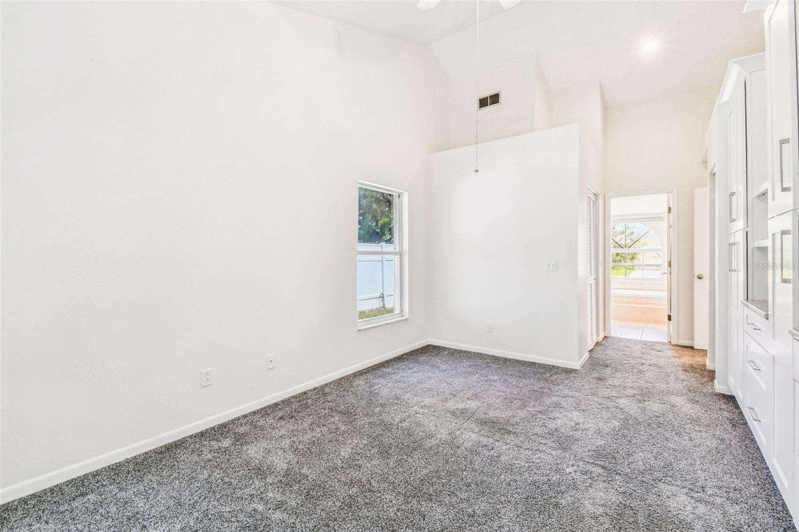Image 21 of 72 For 10320 Ashley Oaks Drive