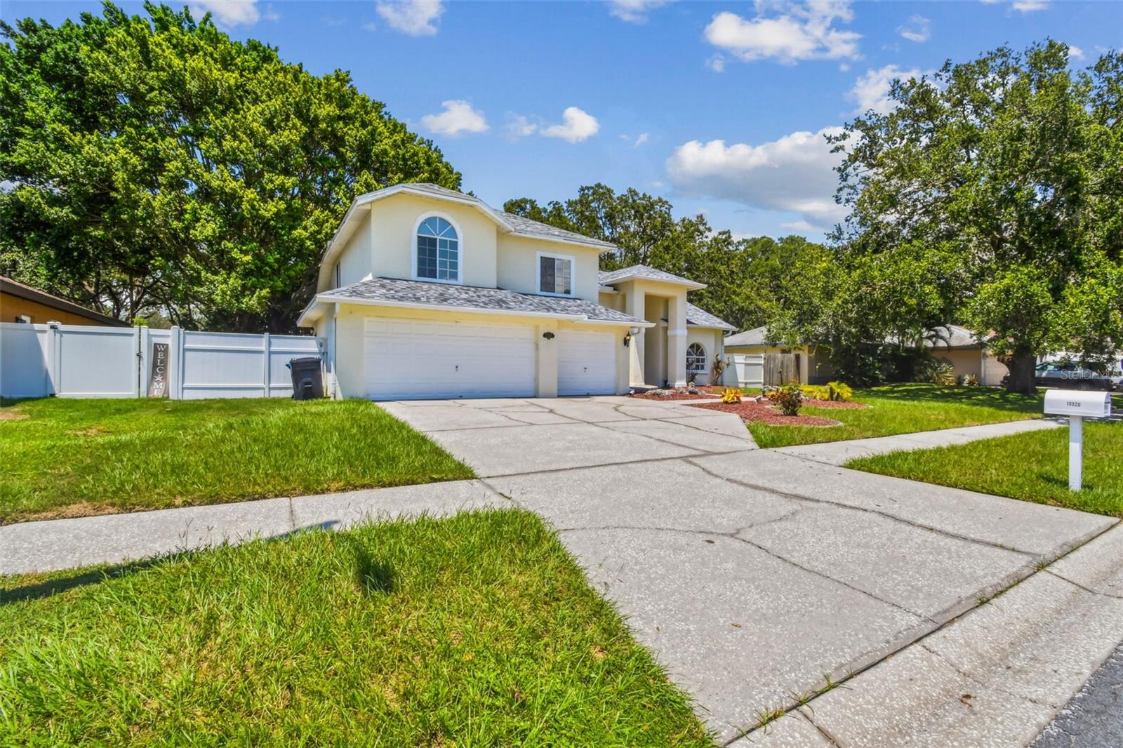 Image 3 of 72 For 10320 Ashley Oaks Drive