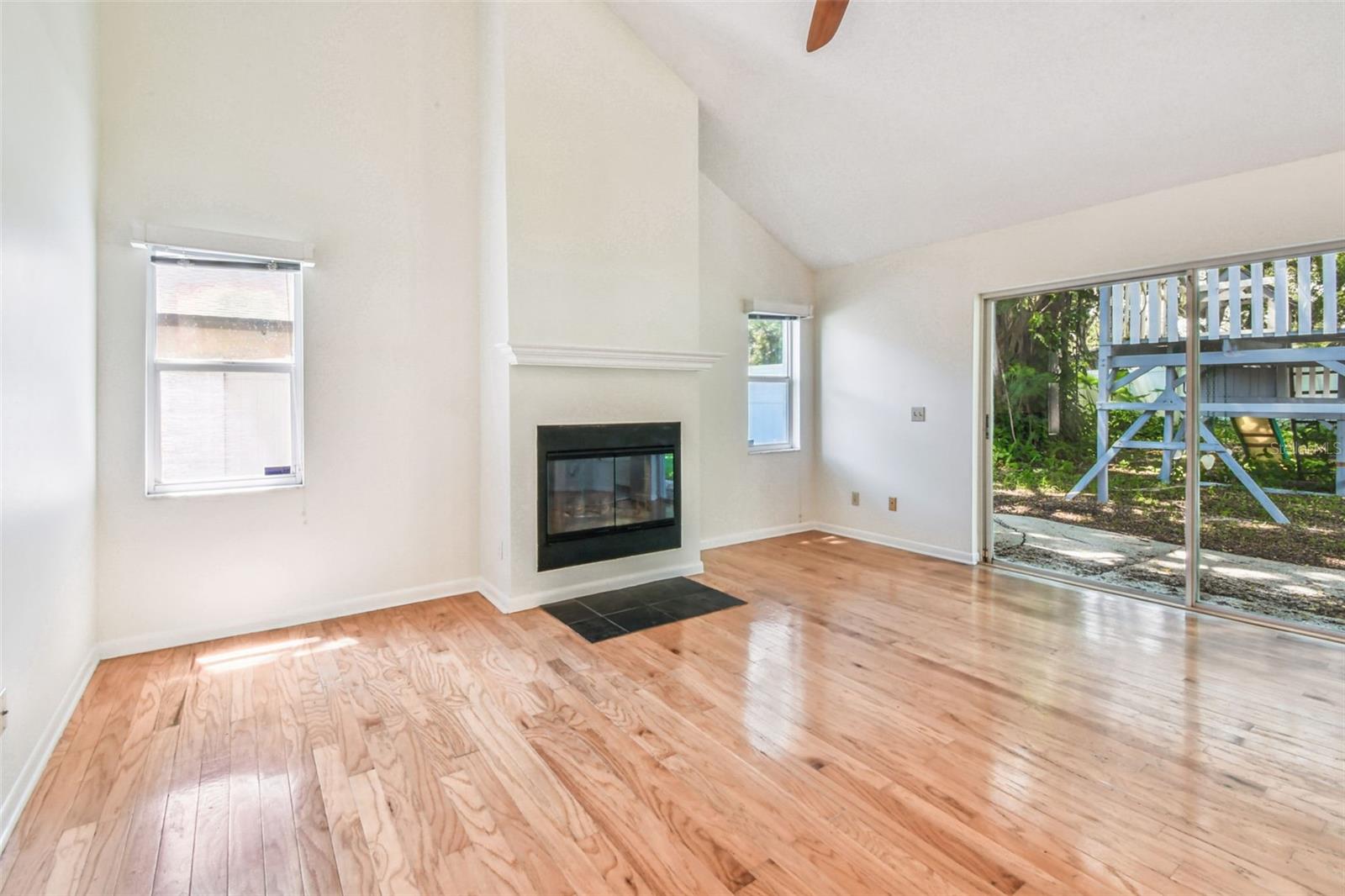 Image 30 of 72 For 10320 Ashley Oaks Drive