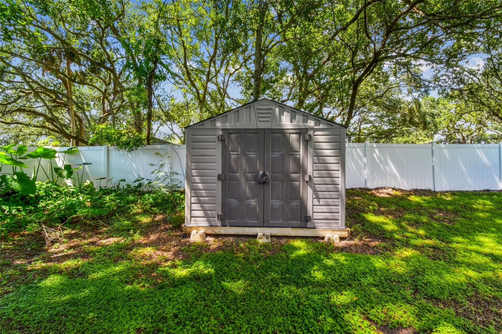 Image 54 of 72 For 10320 Ashley Oaks Drive
