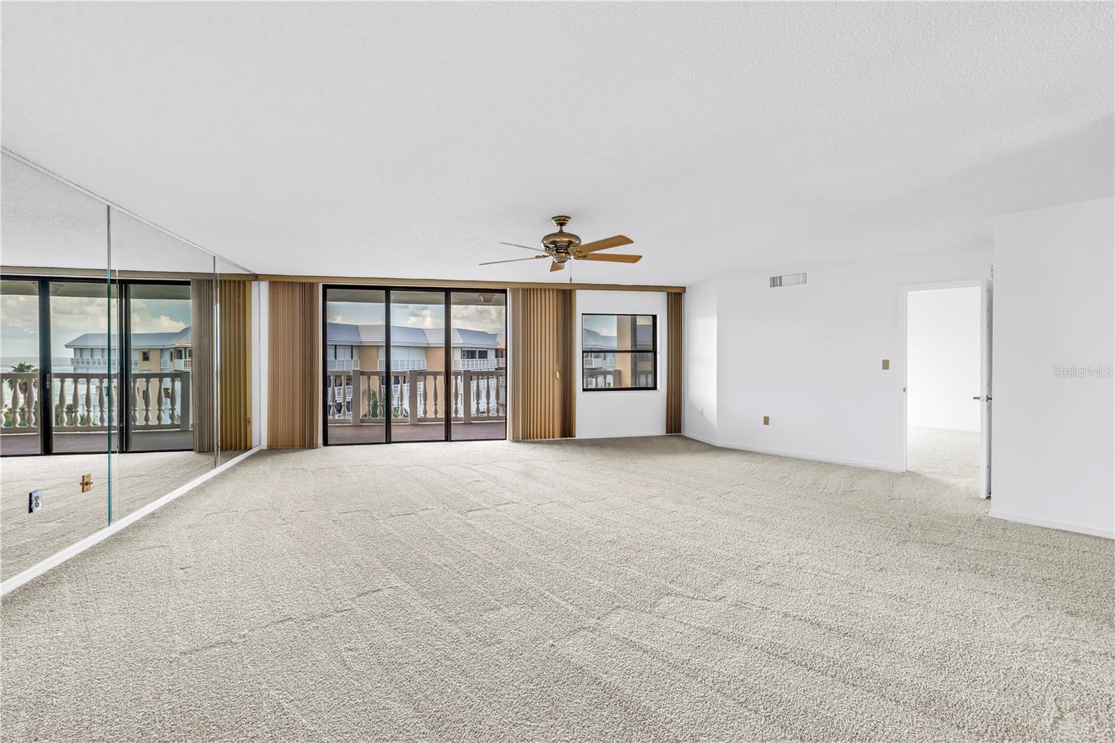 Image 13 of 50 For 6600 Sunset Way  508