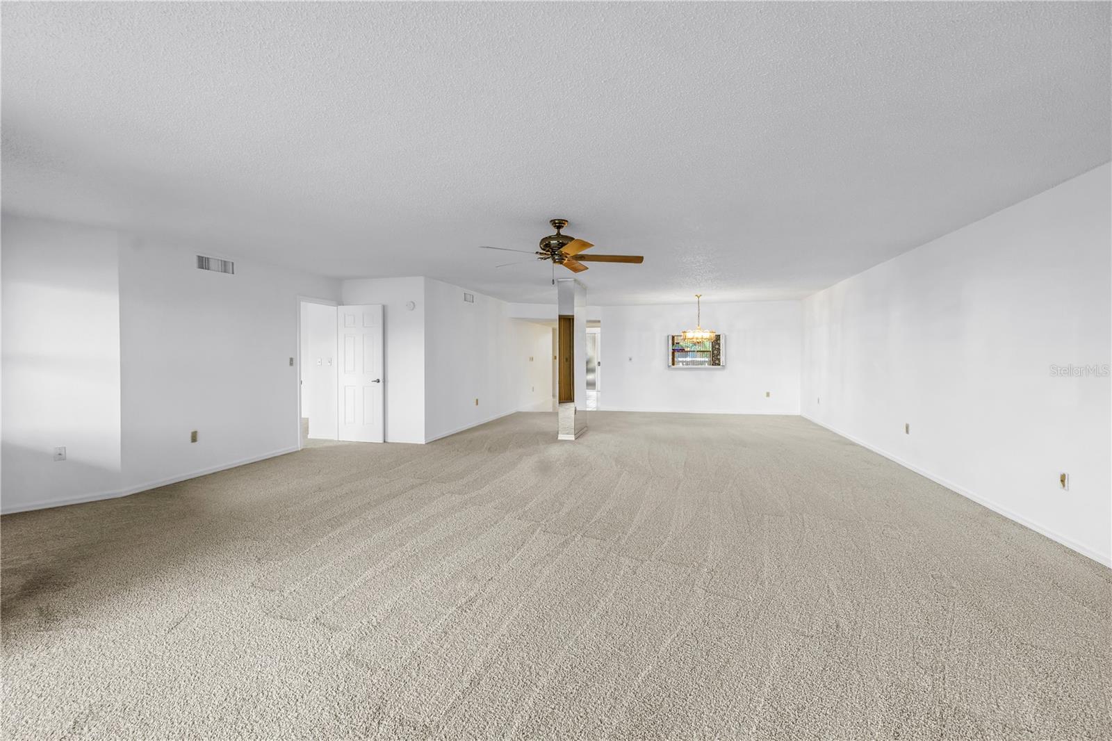 Image 14 of 50 For 6600 Sunset Way  508