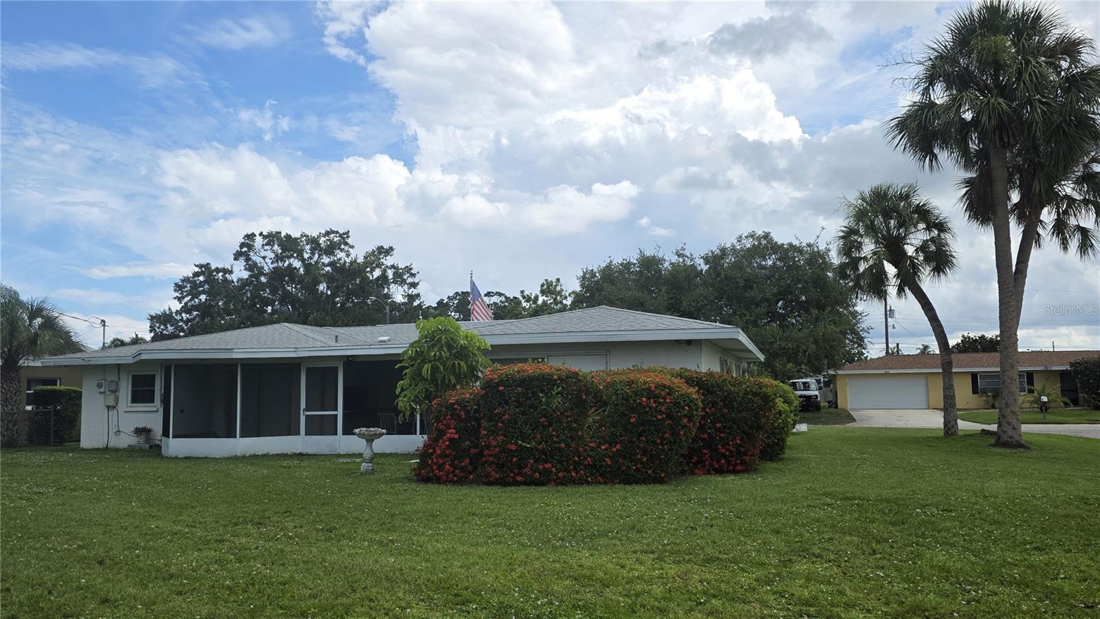 Image 15 of 17 For 3538 Fairview Drive