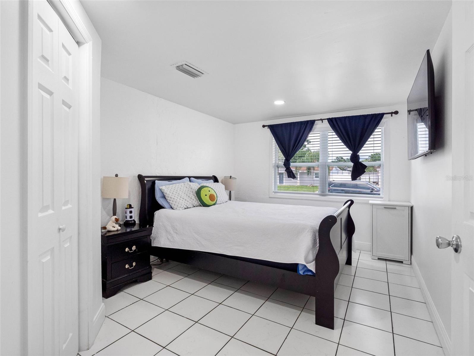 Image 18 of 79 For 8332 Garrison Circle
