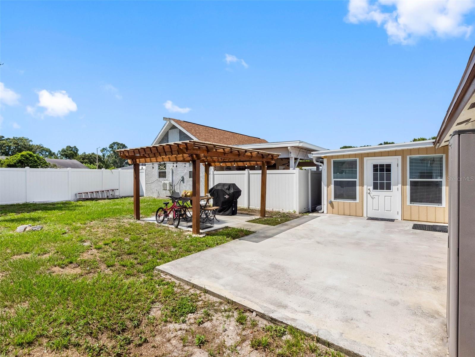 Image 32 of 79 For 8332 Garrison Circle