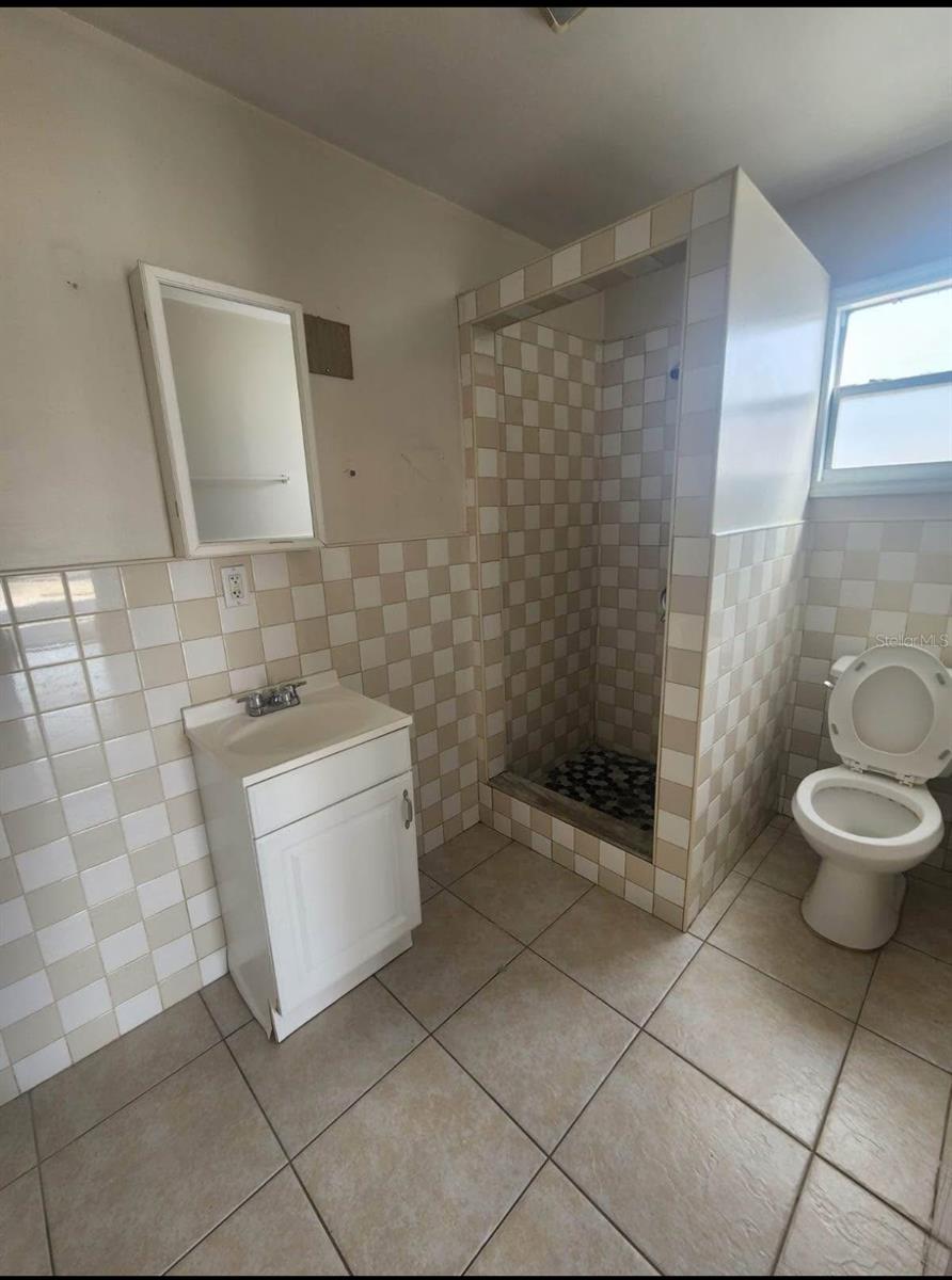 Image 52 of 79 For 8332 Garrison Circle