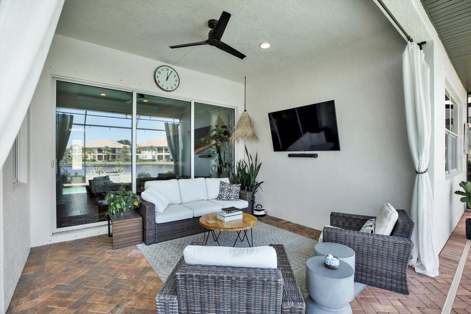 Image 37 of 74 For 5020 Lake Overlook Avenue