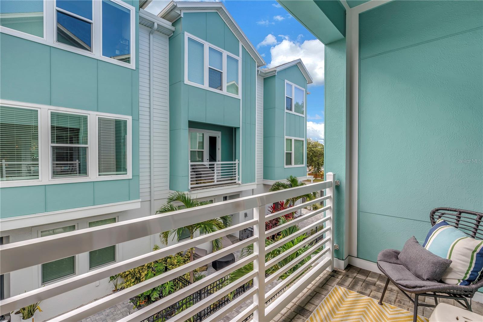 Image 36 of 65 For 2873 1st Avenue S