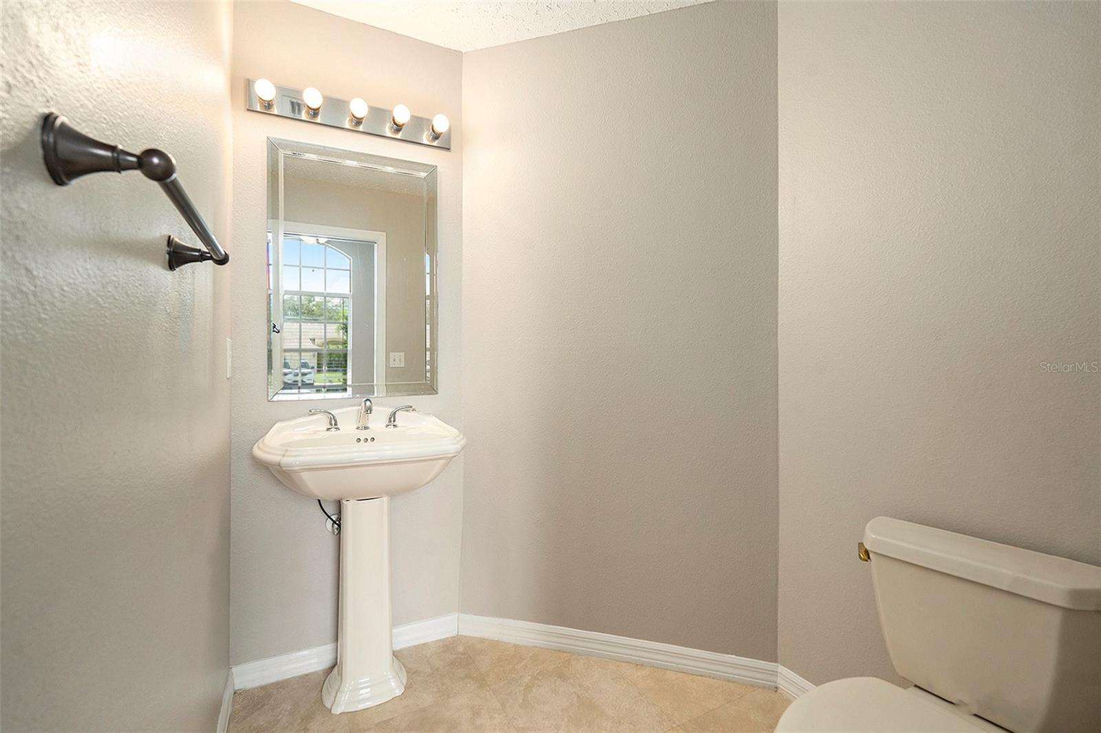 Listing photo id 16 for 12031 Penzance Lane
