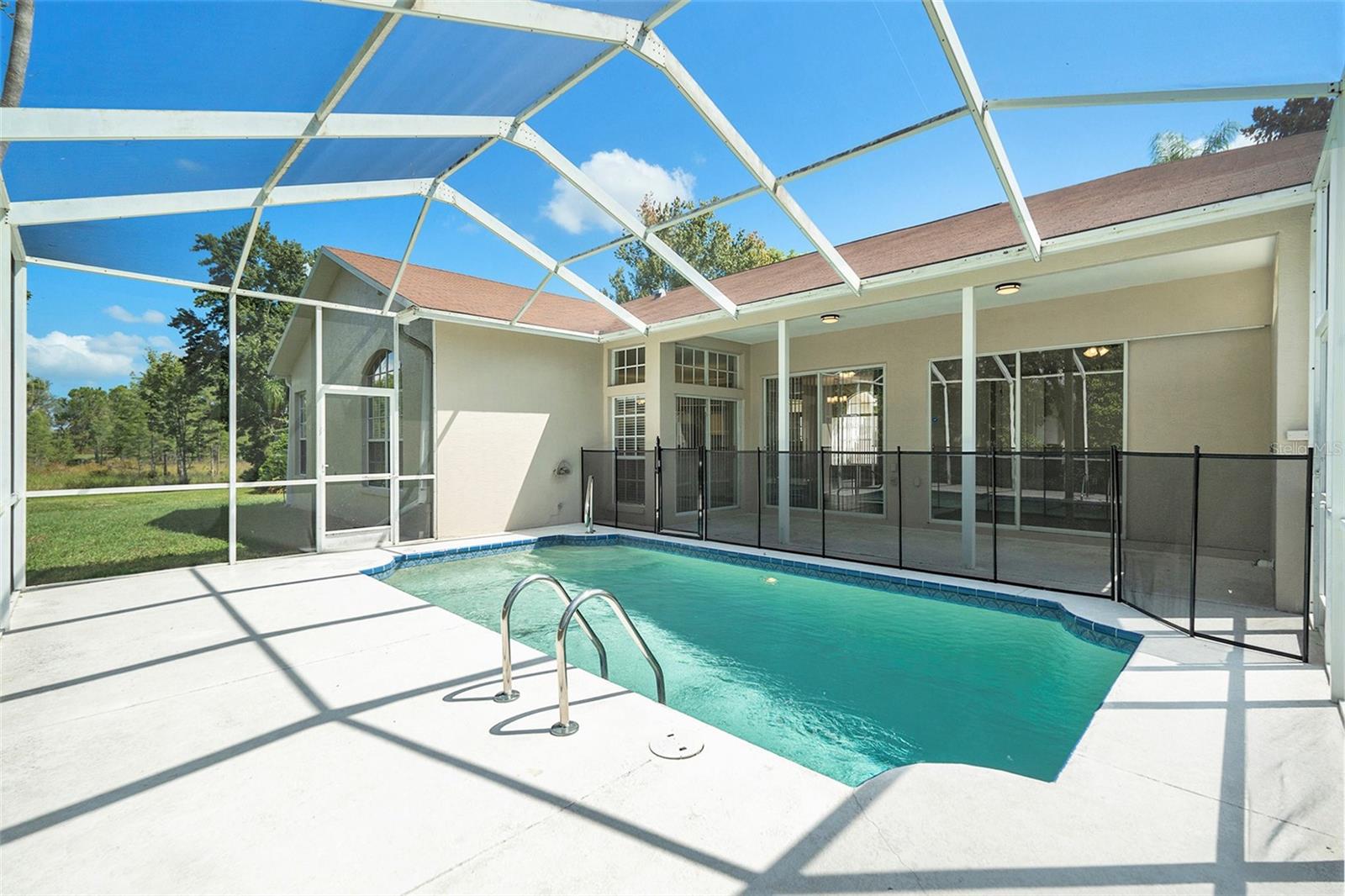 Listing photo id 25 for 12031 Penzance Lane