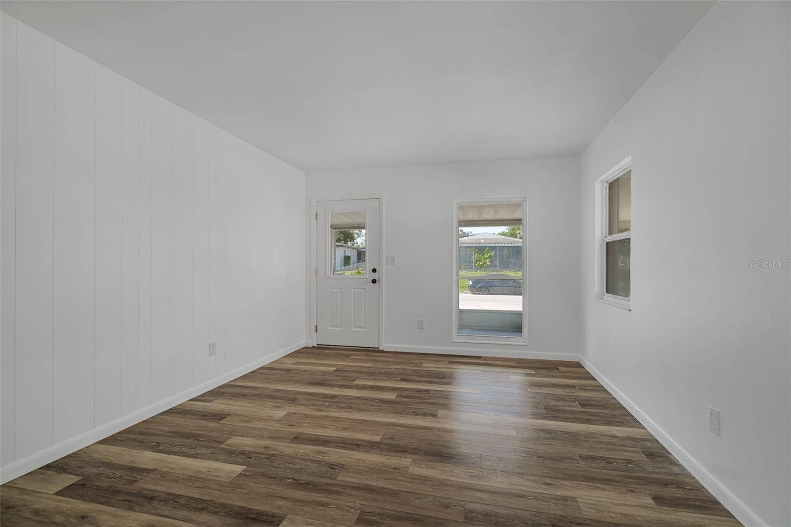 Image 32 of 55 For 7022 Aspen Avenue