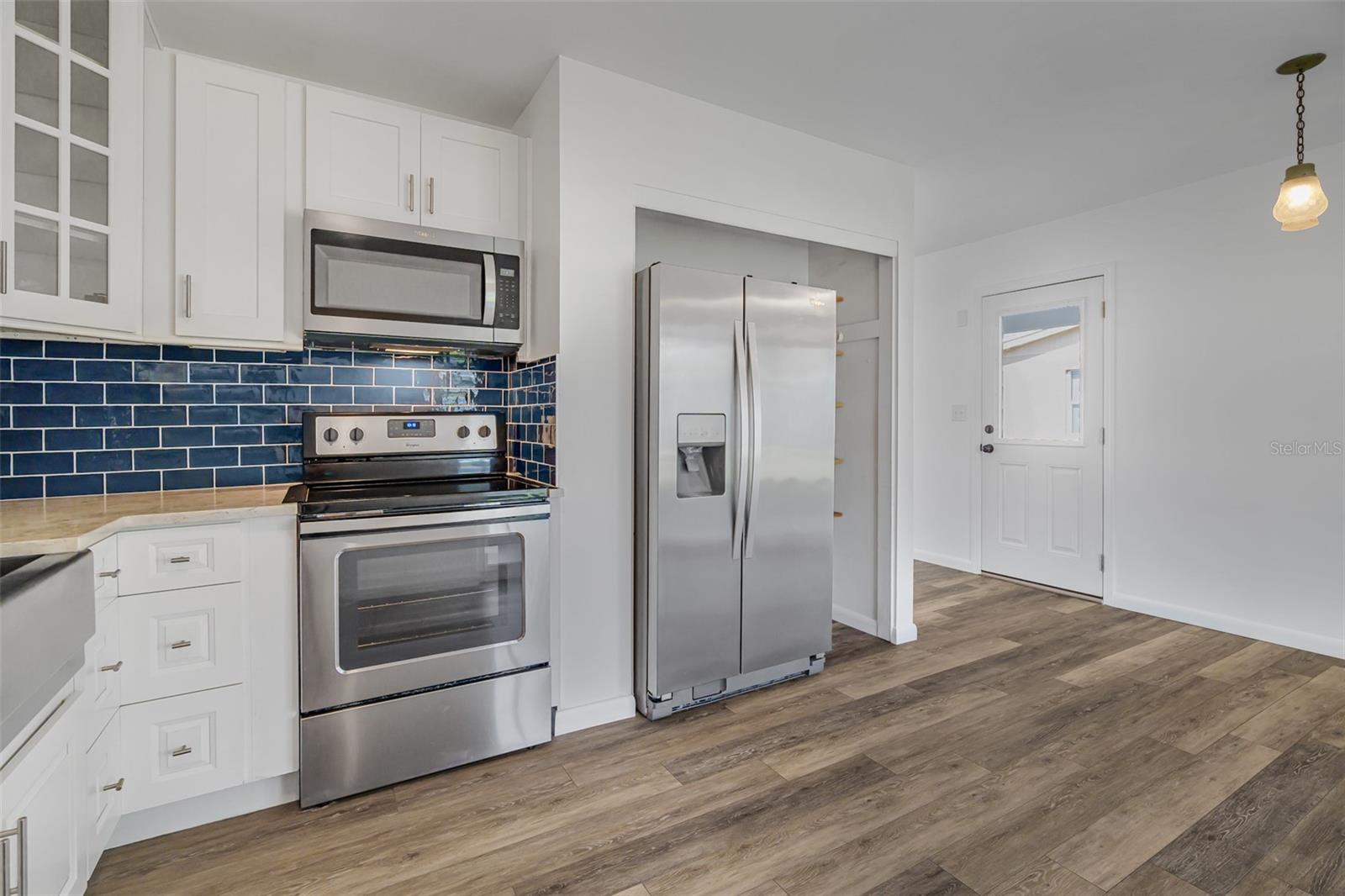 Image 38 of 55 For 7022 Aspen Avenue