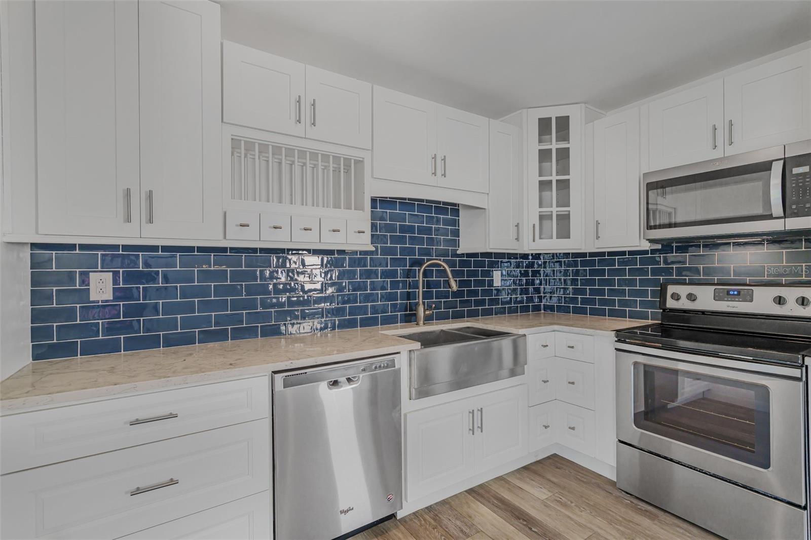 Image 4 of 55 For 7022 Aspen Avenue