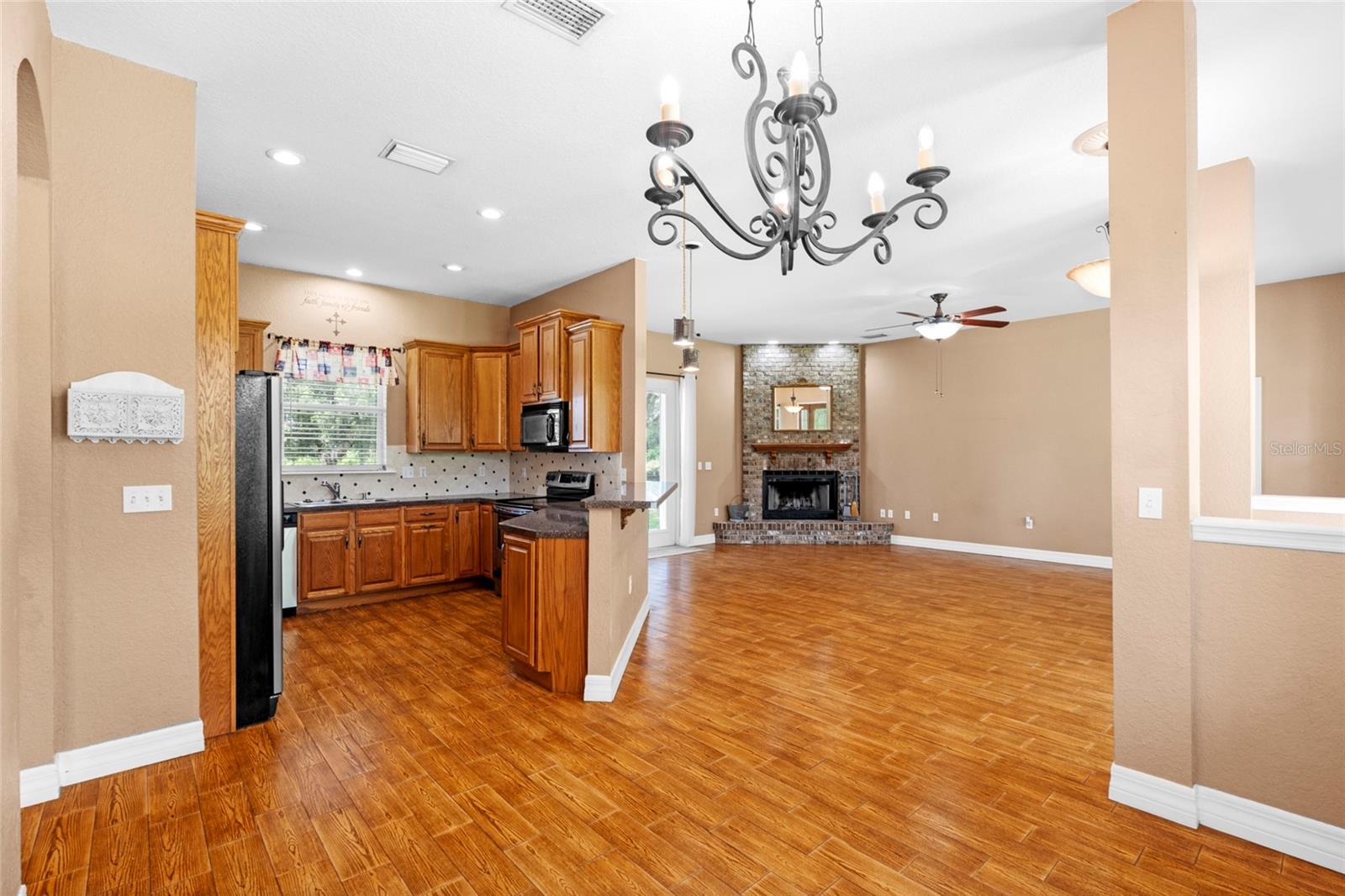 Image 22 of 82 For 4405 Wilder Road