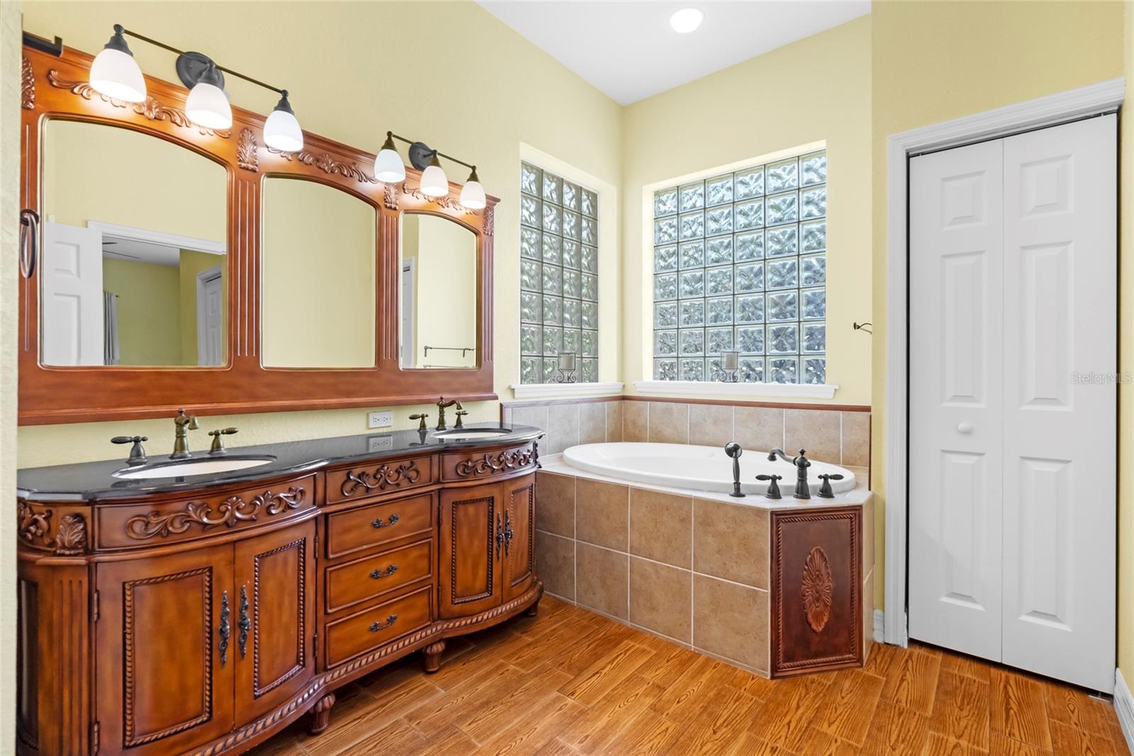 Image 38 of 82 For 4405 Wilder Road