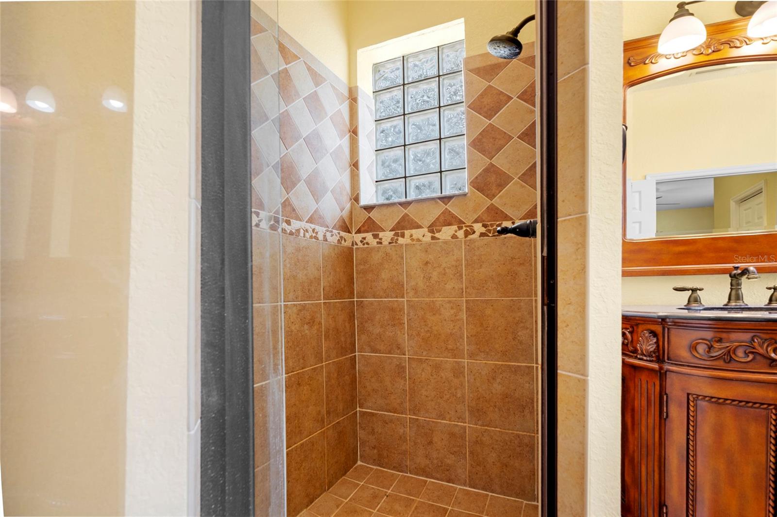 Image 39 of 82 For 4405 Wilder Road