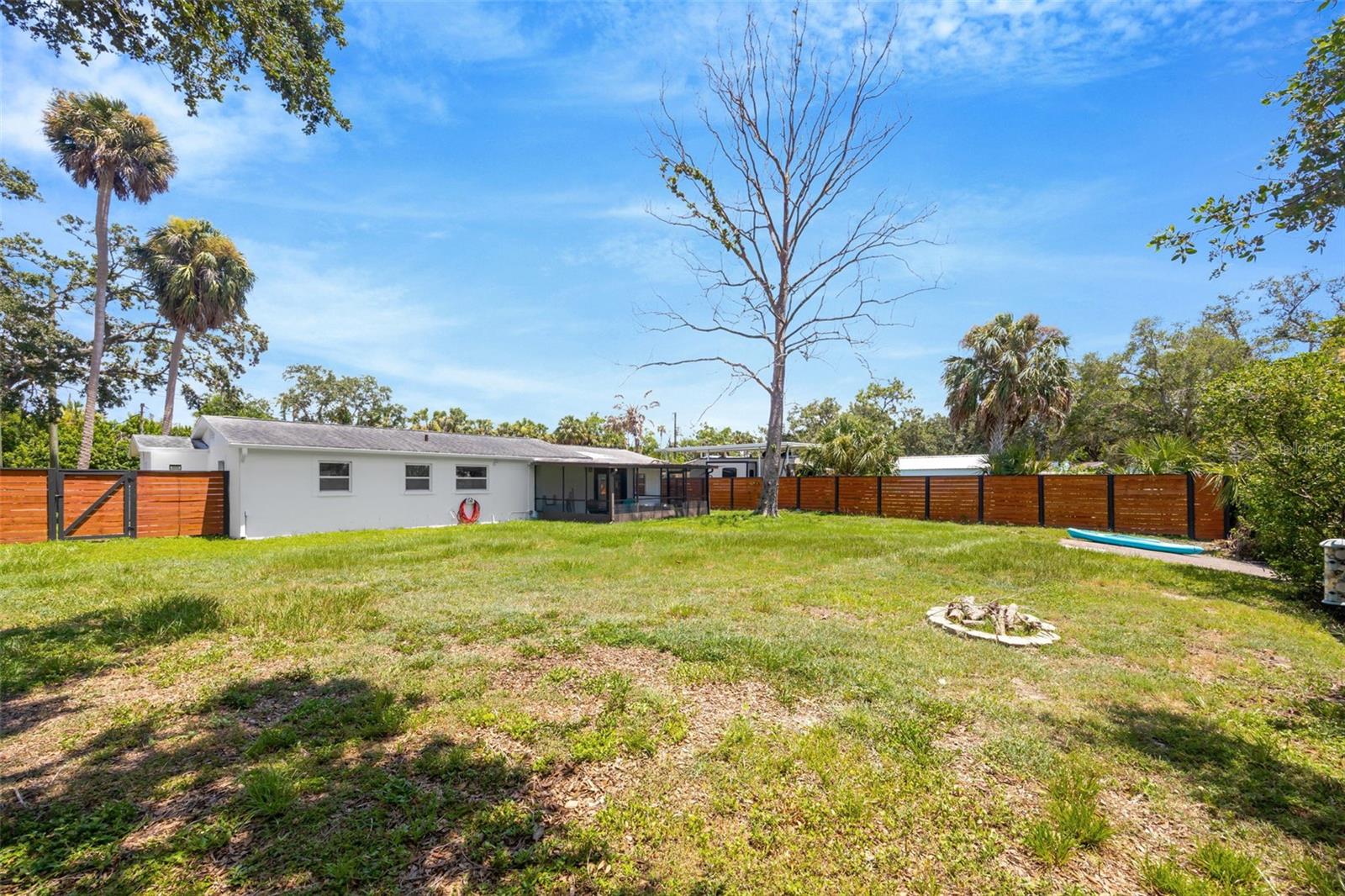 Image 21 of 32 For 9935 River Drive