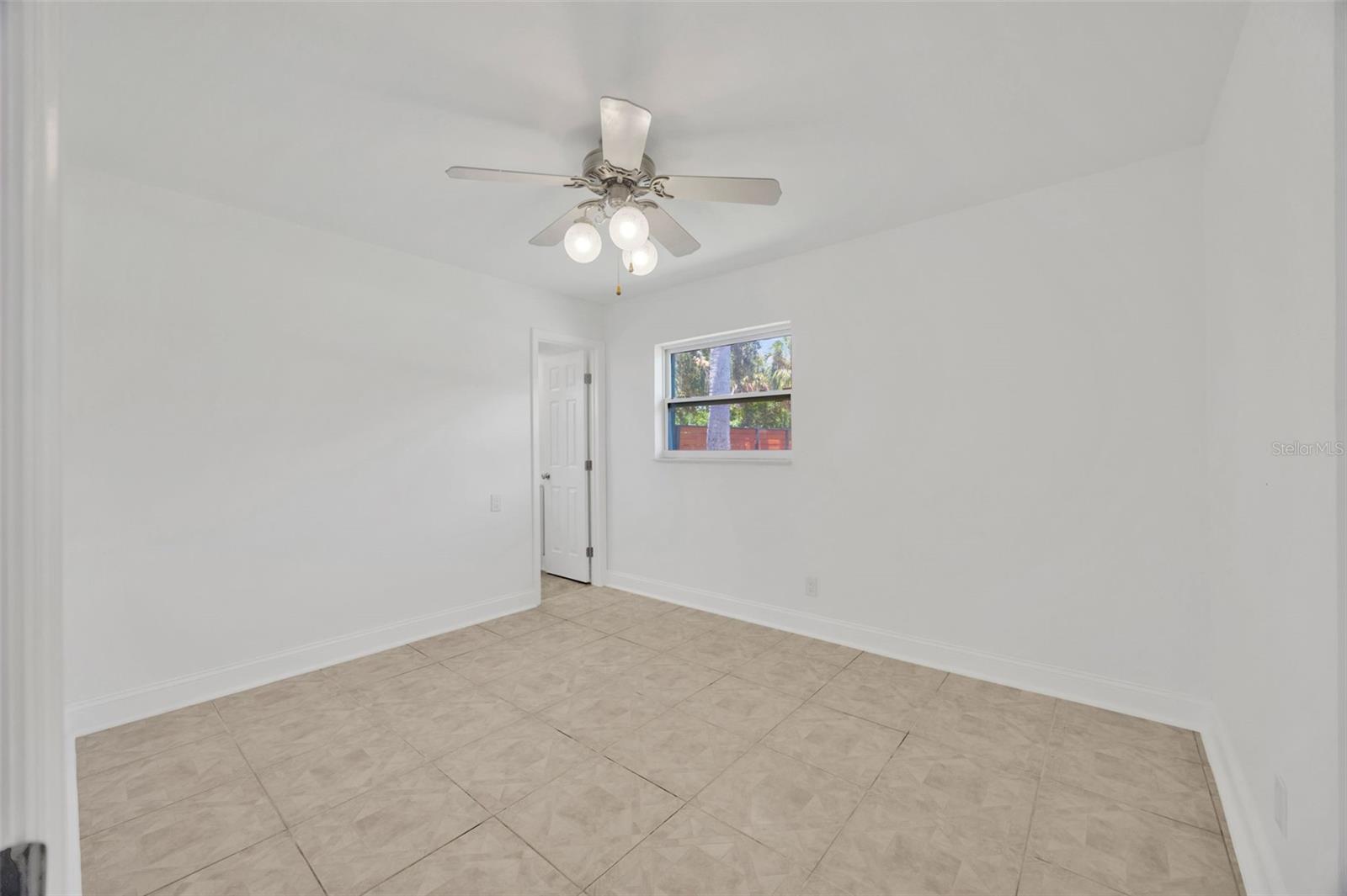 Image 31 of 32 For 9935 River Drive