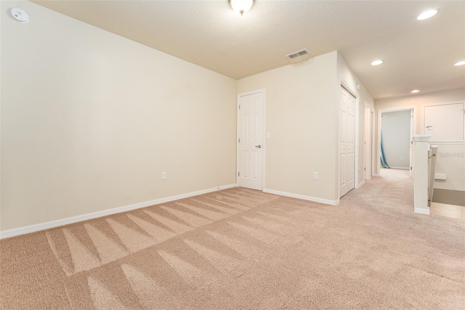 Image 33 of 35 For 212 Woodknoll Place