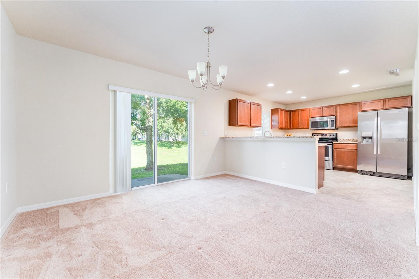 Image 4 of 35 For 212 Woodknoll Place