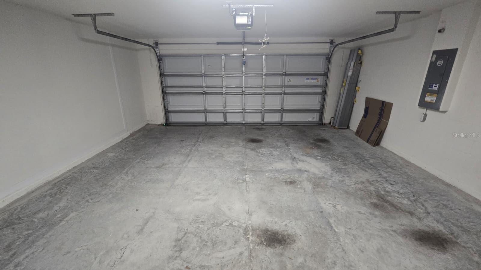 Image 2 of 17 For 4020 Silver Strand Trail