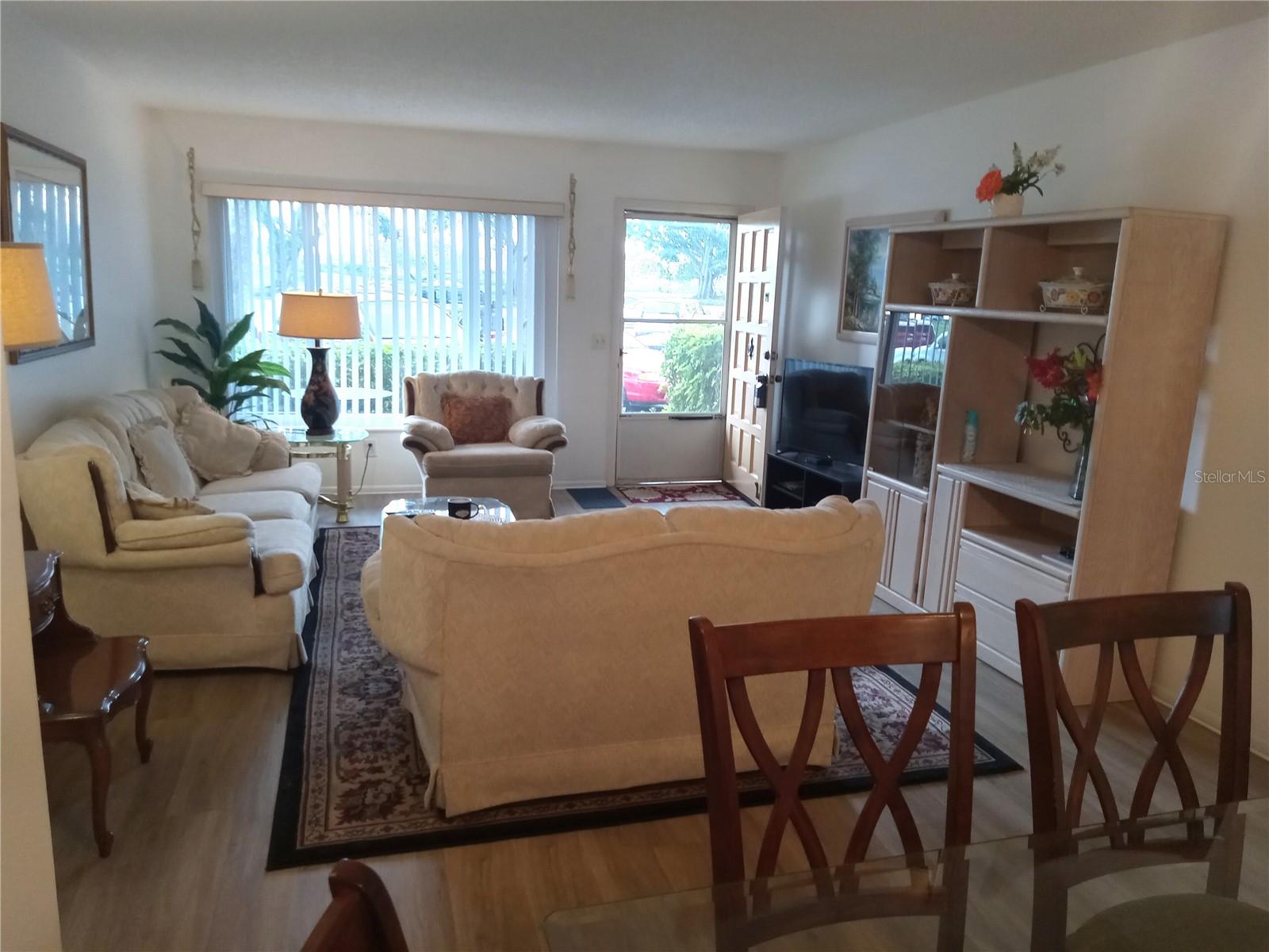 Image 11 of 58 For 2467 Finlandia Lane 27