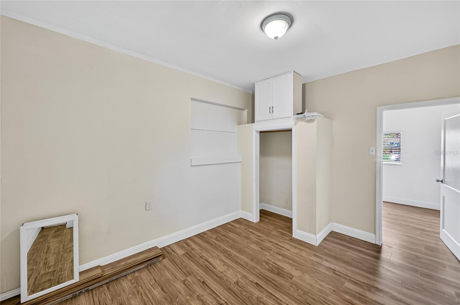 Image 42 of 50 For 2503 Diana Street