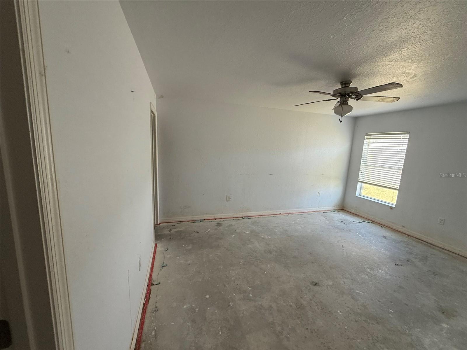 Image 4 of 12 For 1216 24th Street E