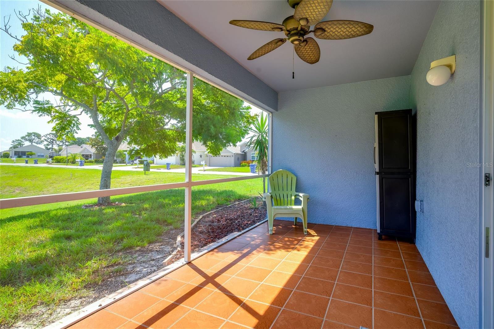 Listing photo id 8 for 2926 Walnut Grove Court