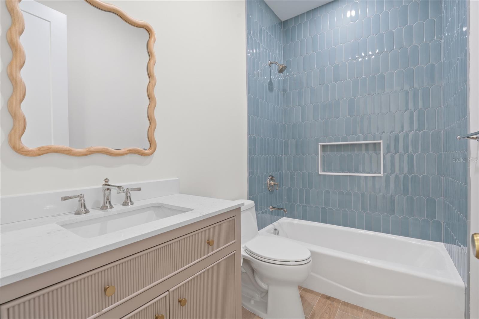 Image 22 of 40 For 1621 31st Avenue N