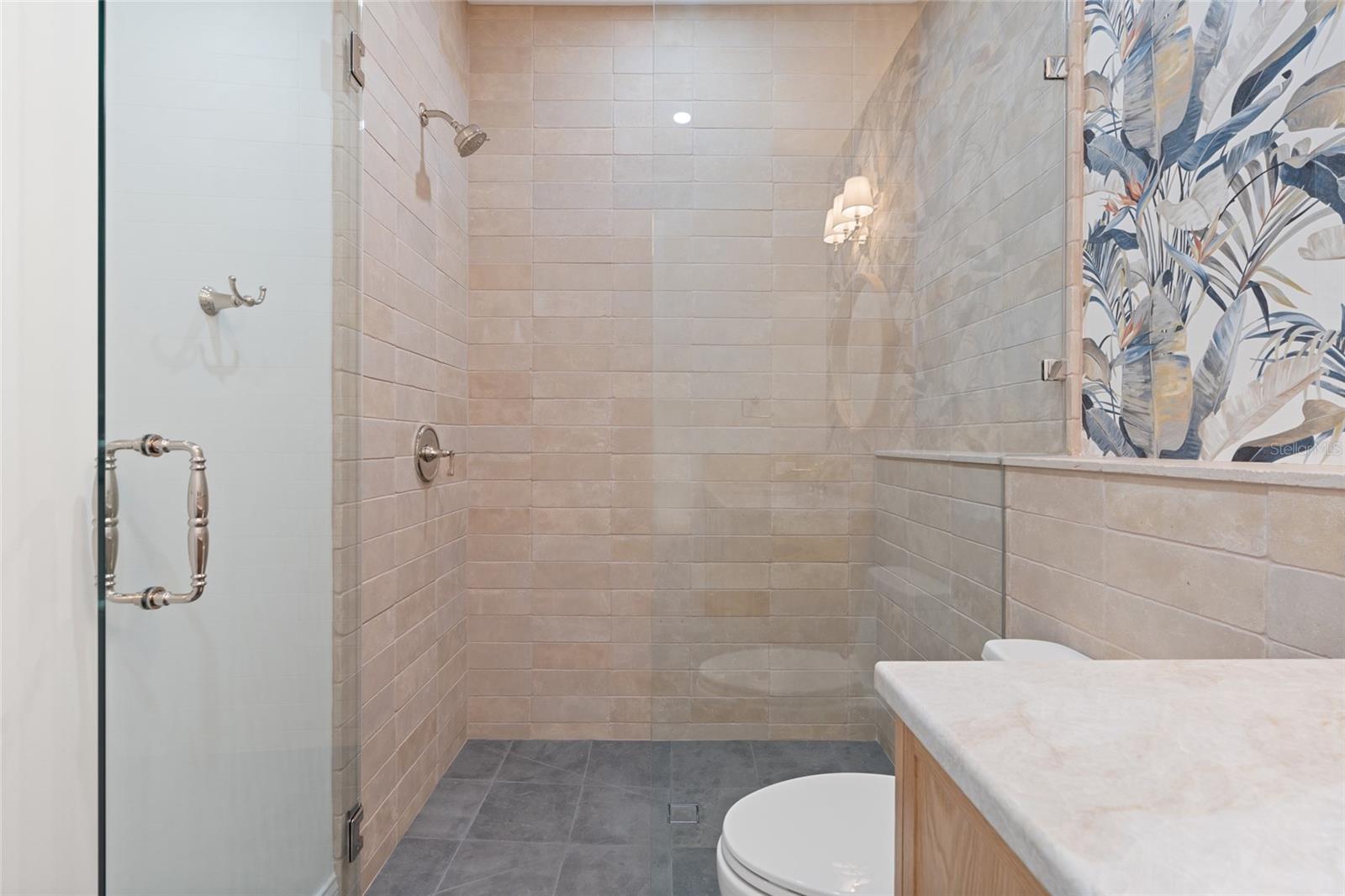 Image 30 of 40 For 1621 31st Avenue N