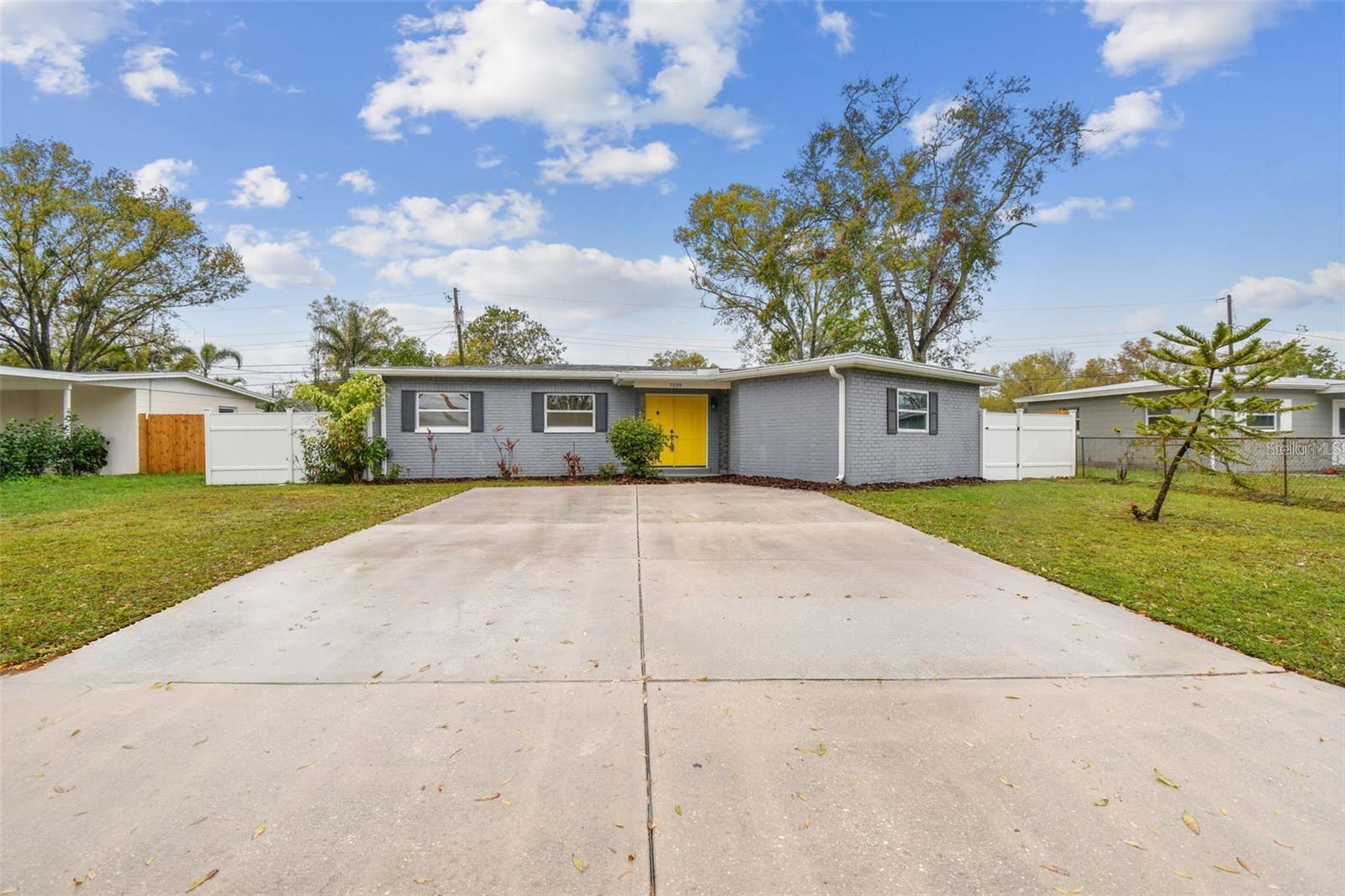 Listing photo id 0 for 7030 19th Way N