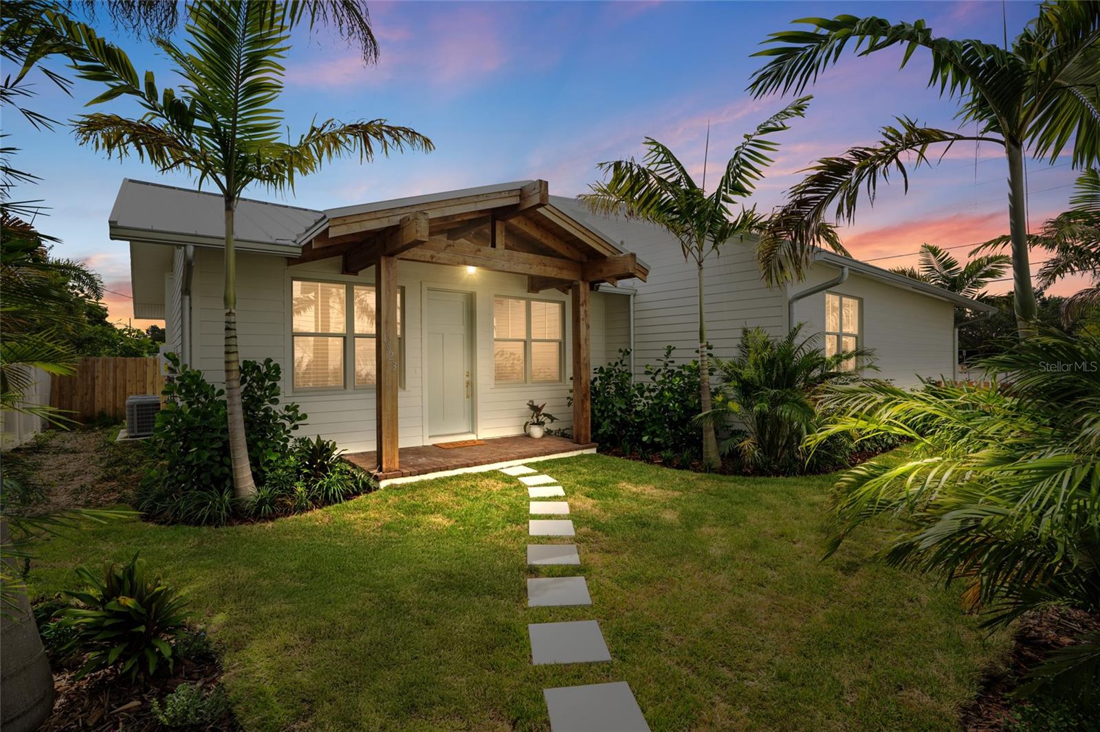 Details for 1623 31st Avenue N, ST PETERSBURG, FL 33713