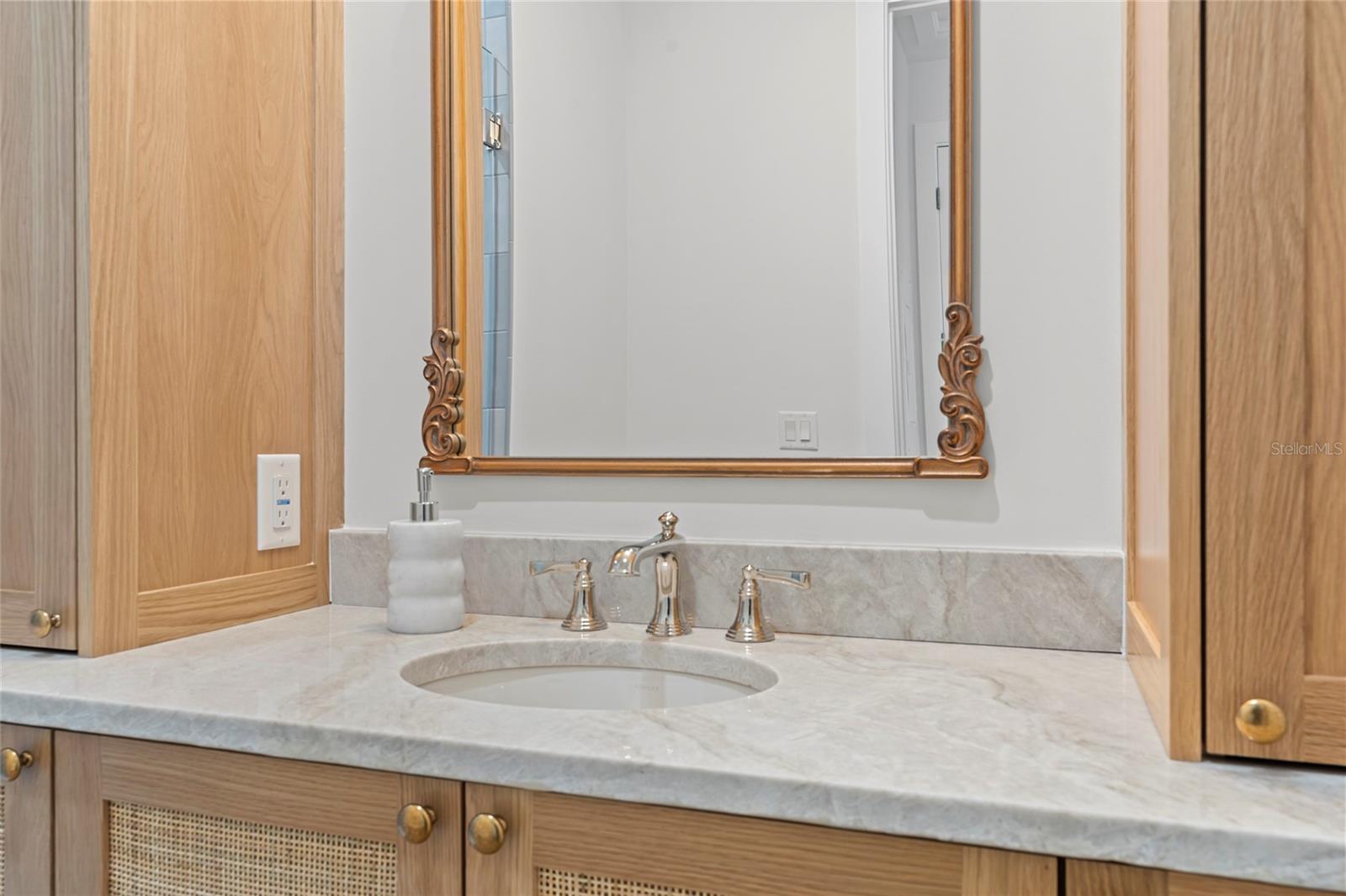 Image 22 of 31 For 1623 31st Avenue N