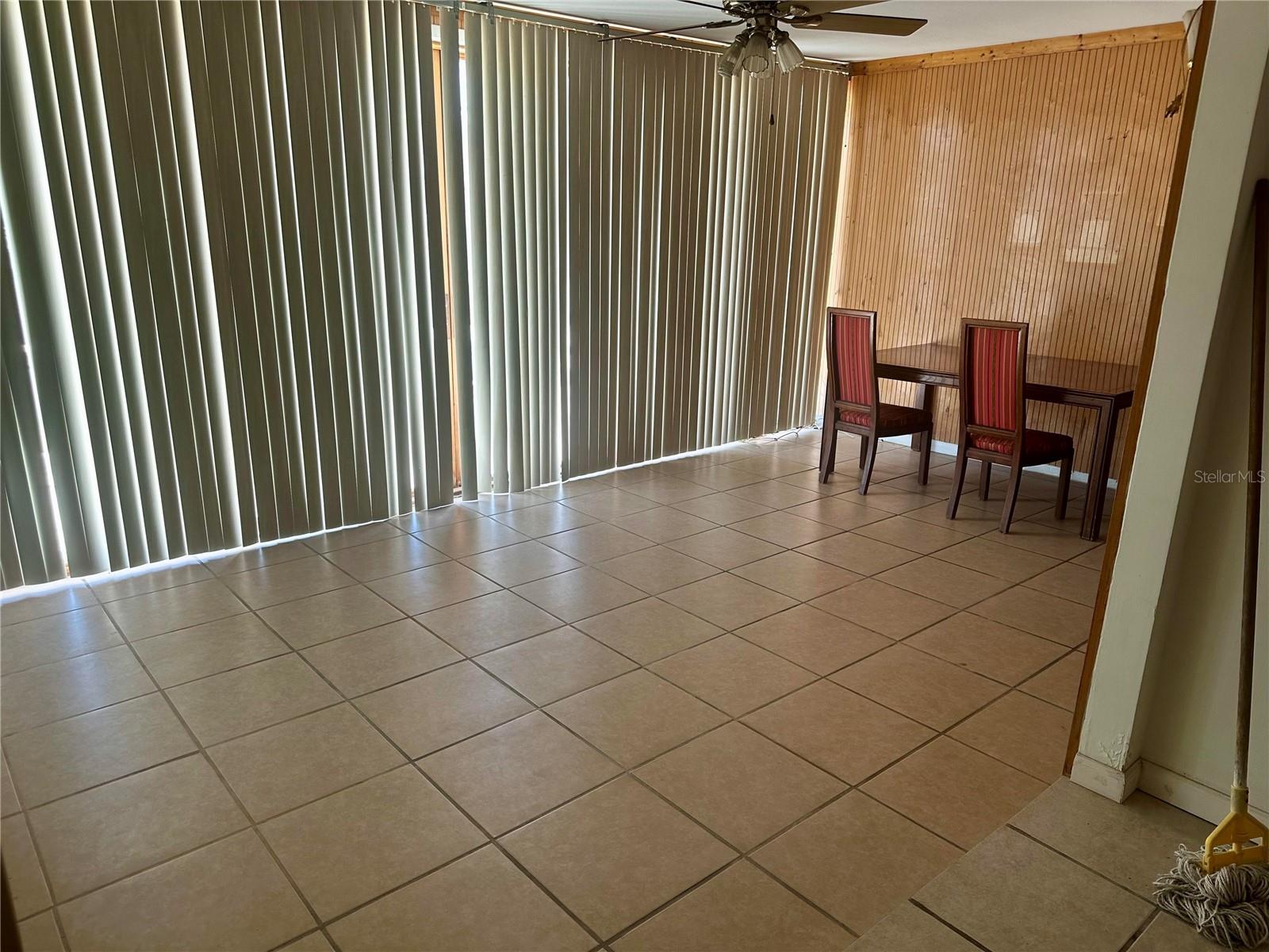 Image 16 of 22 For 3920 Venetian Way